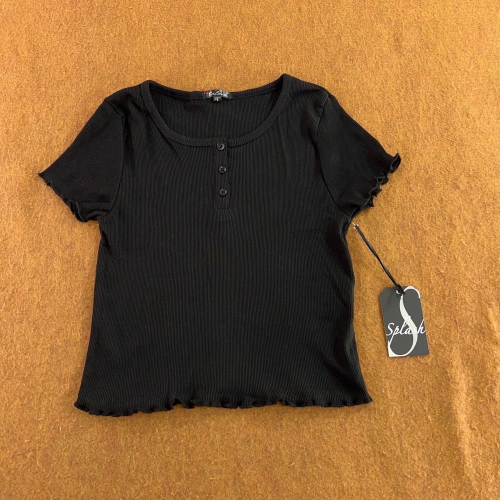 Splash Women Large Black Ribbed Lettuce Trim Henley Short Sleeve Top NWT